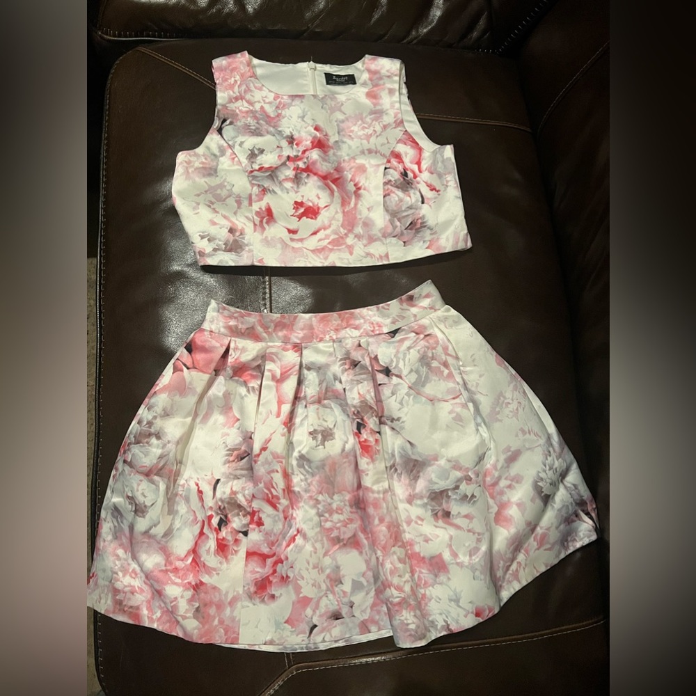 Bardot Juniors 2 piece set